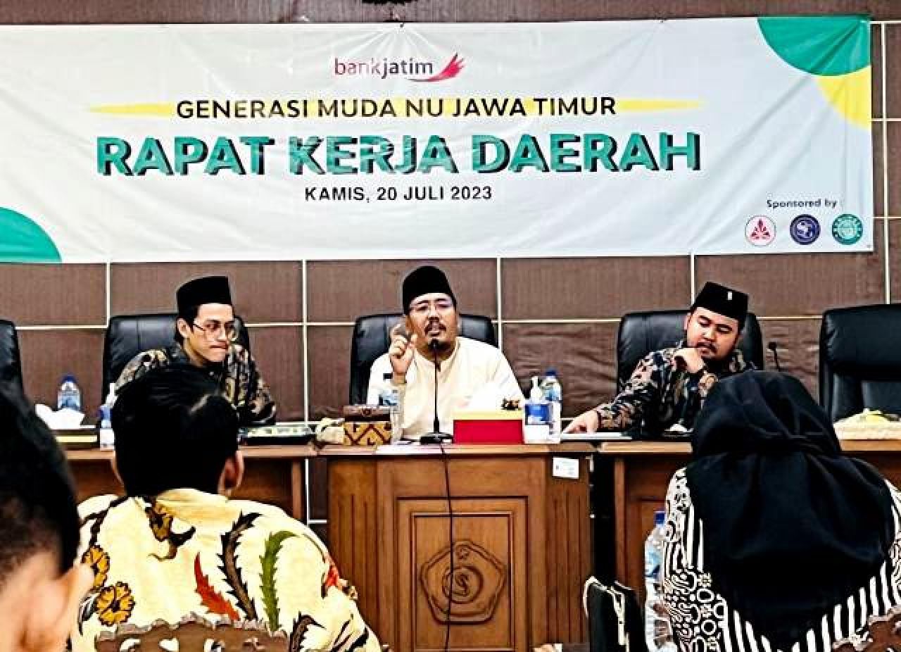 30 Menit Gembleng Generasi Muda NU, Ketua Gerindra Jatim Gus Sadad Bedah 'Spirit Sarung Kiai'