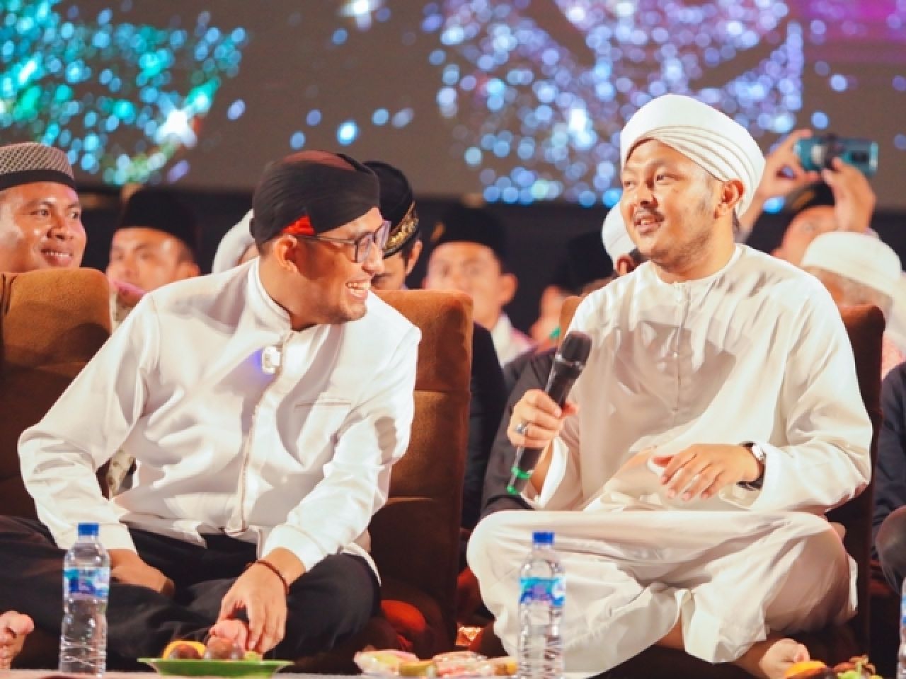 Bupati Fauzi Gaungkan Reaktivasi Jalur Kereta di Milad Pemuda Bersholawat At-Taufiq: Perjuangan Ini Butuh Dukungan Kiai!