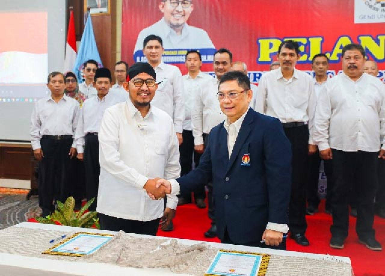 Dilantik Jadi Ketua Percasi Jatim, 'Kuda Hitam' Pilgub Jatim 2024 Cak Fauzi Gelorakan Program 1 Pesantren 1 Atlet