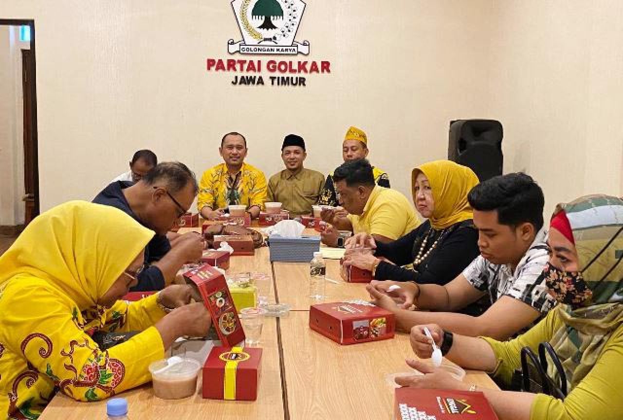 Golkar Jatim Gelar Doa Bersama untuk Sahat, Berharap Putusan Hakim Lebih Ringan dari Tuntutan Jaksa KPK!