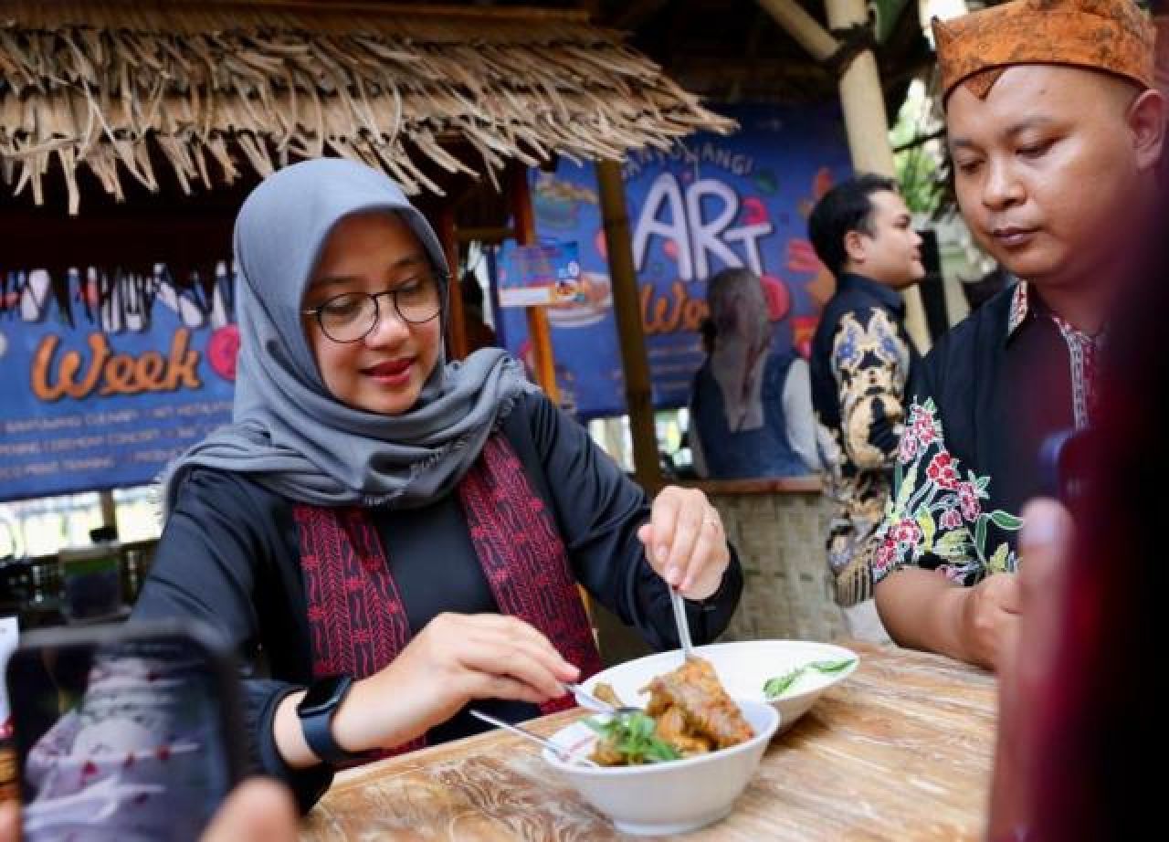 Nikmati Ayam Pedas Legendaris di Banyuwangi Art Week 2023