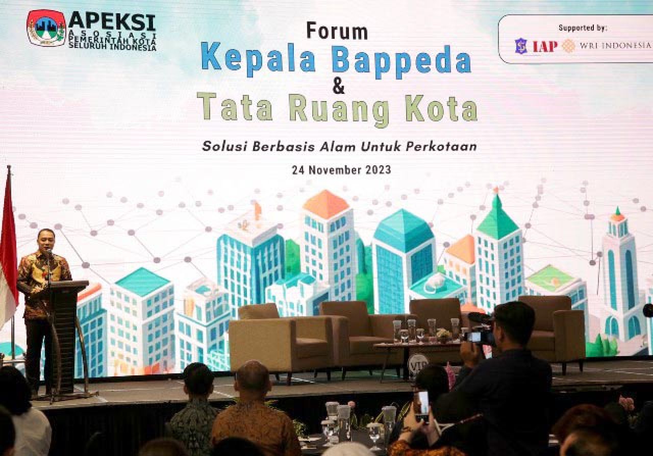 Eri Cahyadi di Forum Apeksi: Surabaya Panas tapi Hatinya Tetap Dingin karena Wisatanya Luar Biasa!