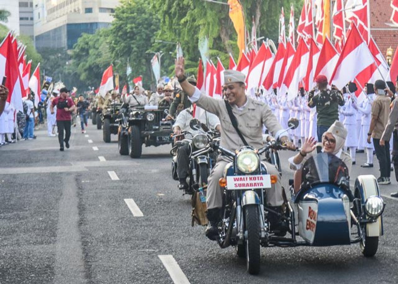 Eri Cahyadi Perankan Gubernur Suryo di Parade Surabaya Juang, Wah Pertanda Apa Ya?