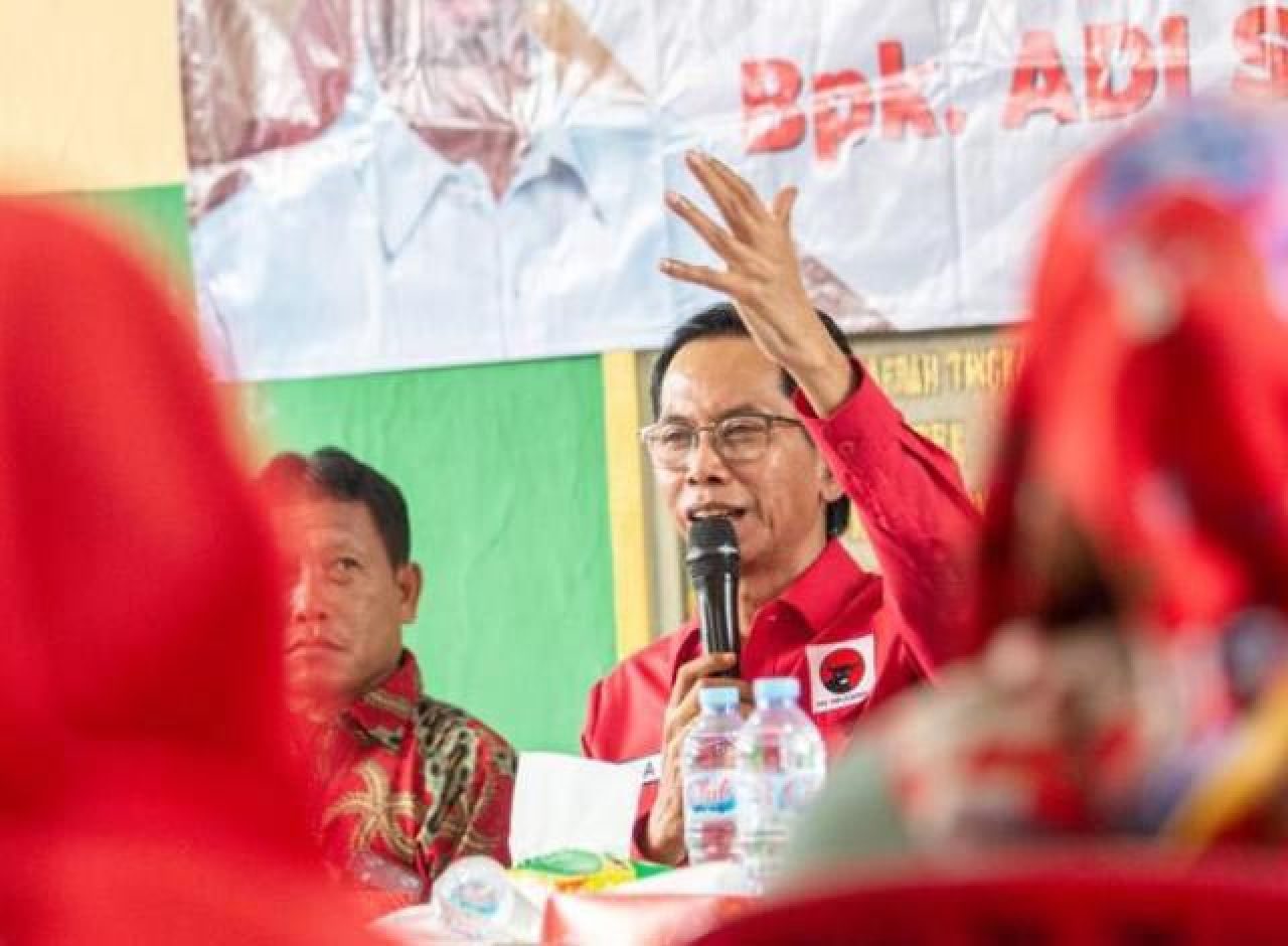 PDIP Surabaya Gaungkan Salam 3 Jari di Akar Rumput: Jangan Golput, Coblos Ganjar-Mahfud!