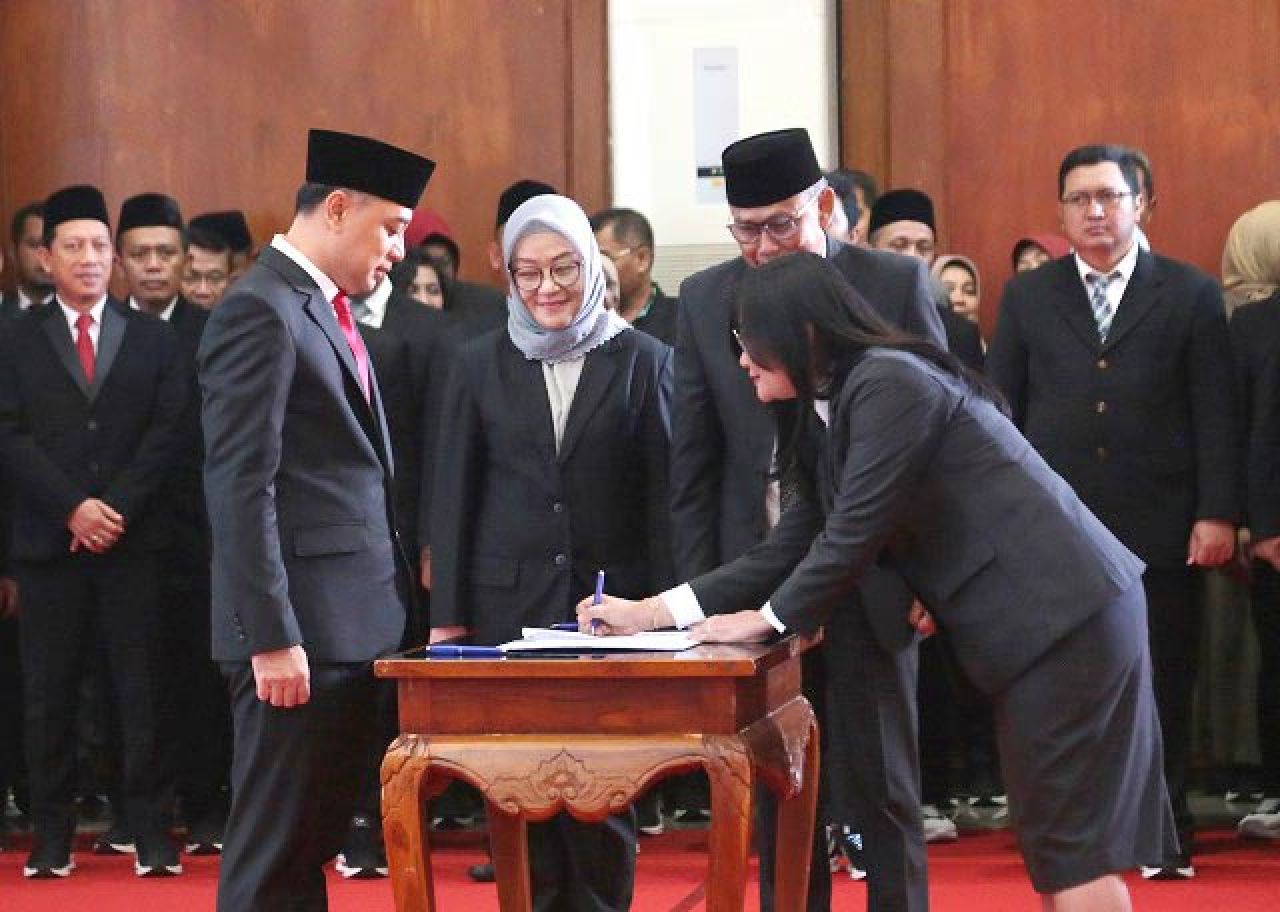 9 Kepala Dinas Pemkot Surabaya Dirotasi Jelang Tutup 2023, Eri Cahyadi: Ini Bukan Bentuk Sanksi!