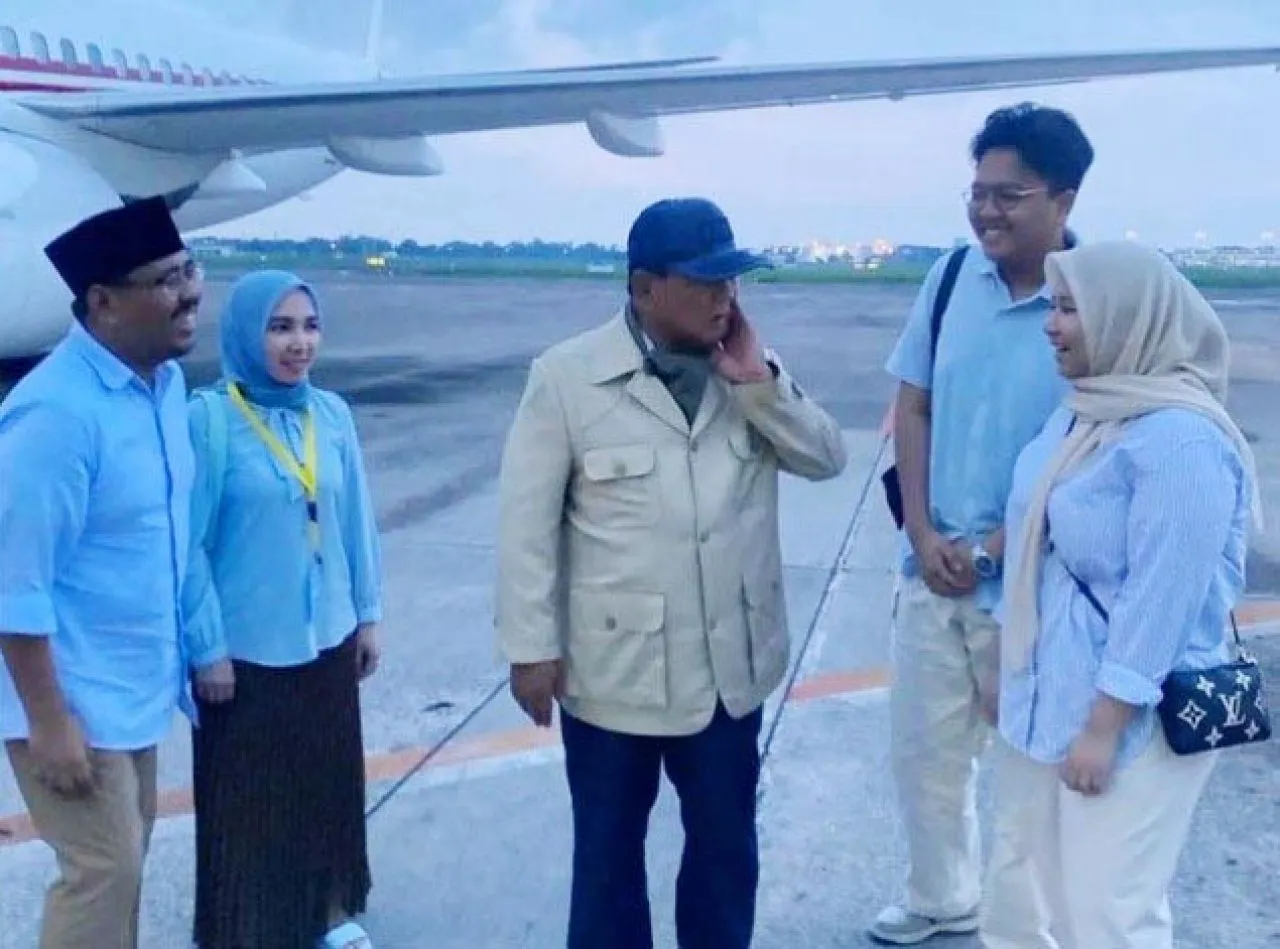 Akrabnya Prabowo dengan Keluarga Gus Sadad, Putrinya yang Kuliah di FKG Unair pun Dicandai Sakit Gigi!