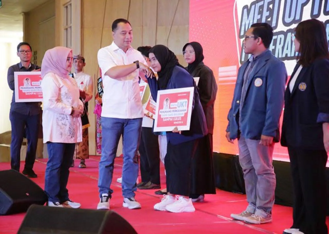 2024, Wali Kota Eri Cahyadi Gelontorkan 25.919 Beasiswa untuk TK hingga Mahasiswa