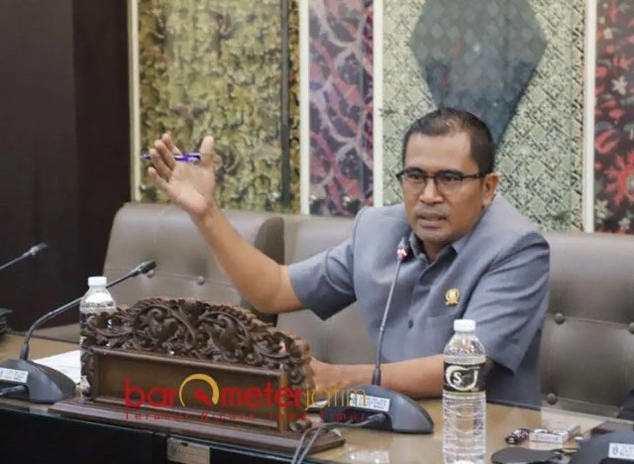 DPRD Jatim Sindir Mahalnya 738 Penghargaan Khofifah: 5 Tahun Habiskan APBD Ratusan Triliun!