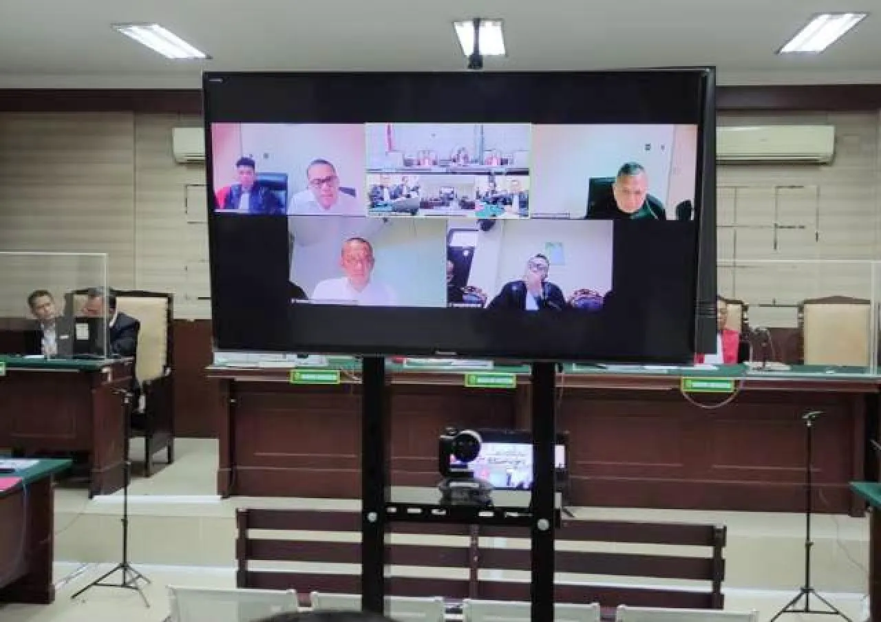 Sidang Perdana Suap Kejari Bondowoso, Dakwaan JPU KPK Nyerempet Bupati dan Inspektorat!