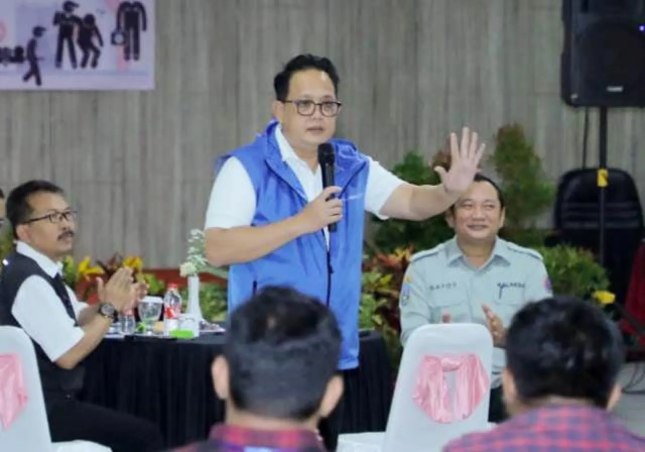 KPK Resmi Tahan Gus Muhdlor, Pj Gubernur Jatim: Tentu Wakil Bupati Jadi Plt, Gampang!