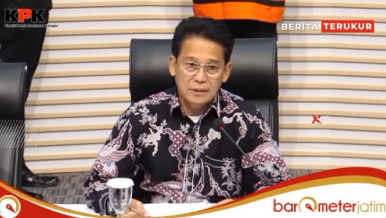 VIDEO: Ditahan KPK, Anak Kiai Besar di Jatim Berompi Oranye!