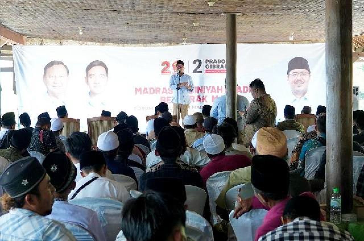 Tak Terbendung! Sehari Usai Dinobatkan Jadi Sahabat Santri, Prabowo Banjir Dukungan dari Guru Madin