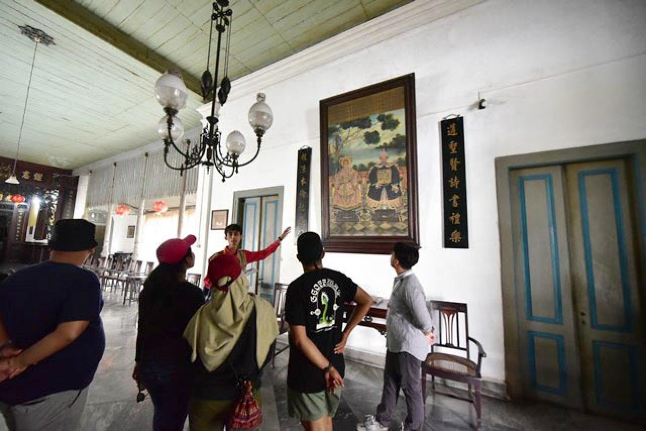 Hidupkan Wisata Heritage, Pemkot Surabaya Suguhkan Jeep Tour Keliling Kota Lama