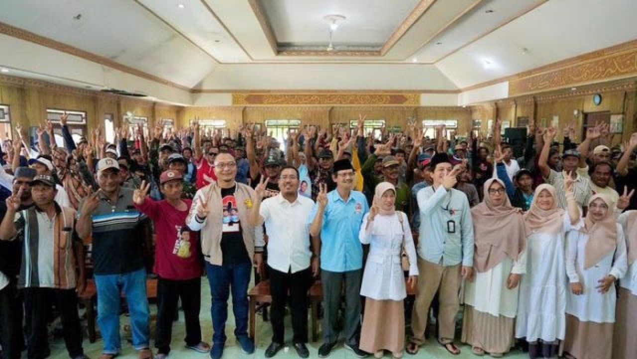 Ingin Bernasib Lebih Baik, Di Hadapan Gus Sadad Nelayan Gresik 'Bres' Dukung Prabowo-Gibran!