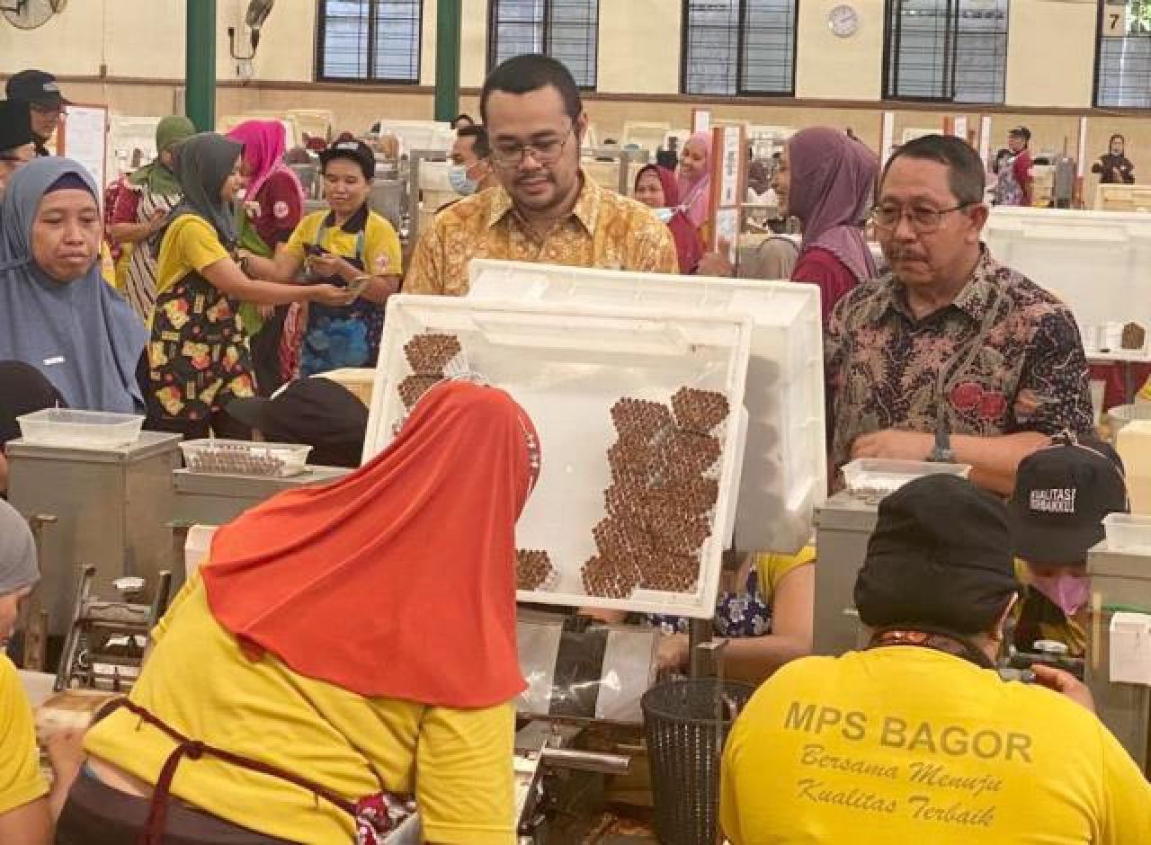 Buruh SKT Titip Pesan ke Projo Jatim, Bayu Airlangga: Mereka Ingin Program Jokowi Dilanjutkan Prabowo!