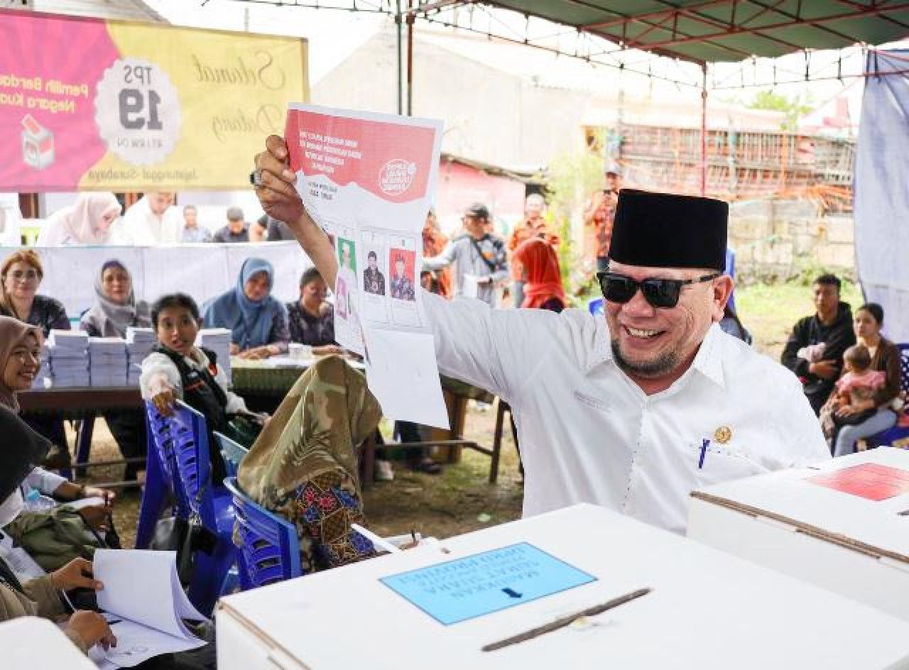 Mengagetkan! Bukan Pilih Diri Sendiri, LaNyalla Malah Coblos Keponakan Khofifah