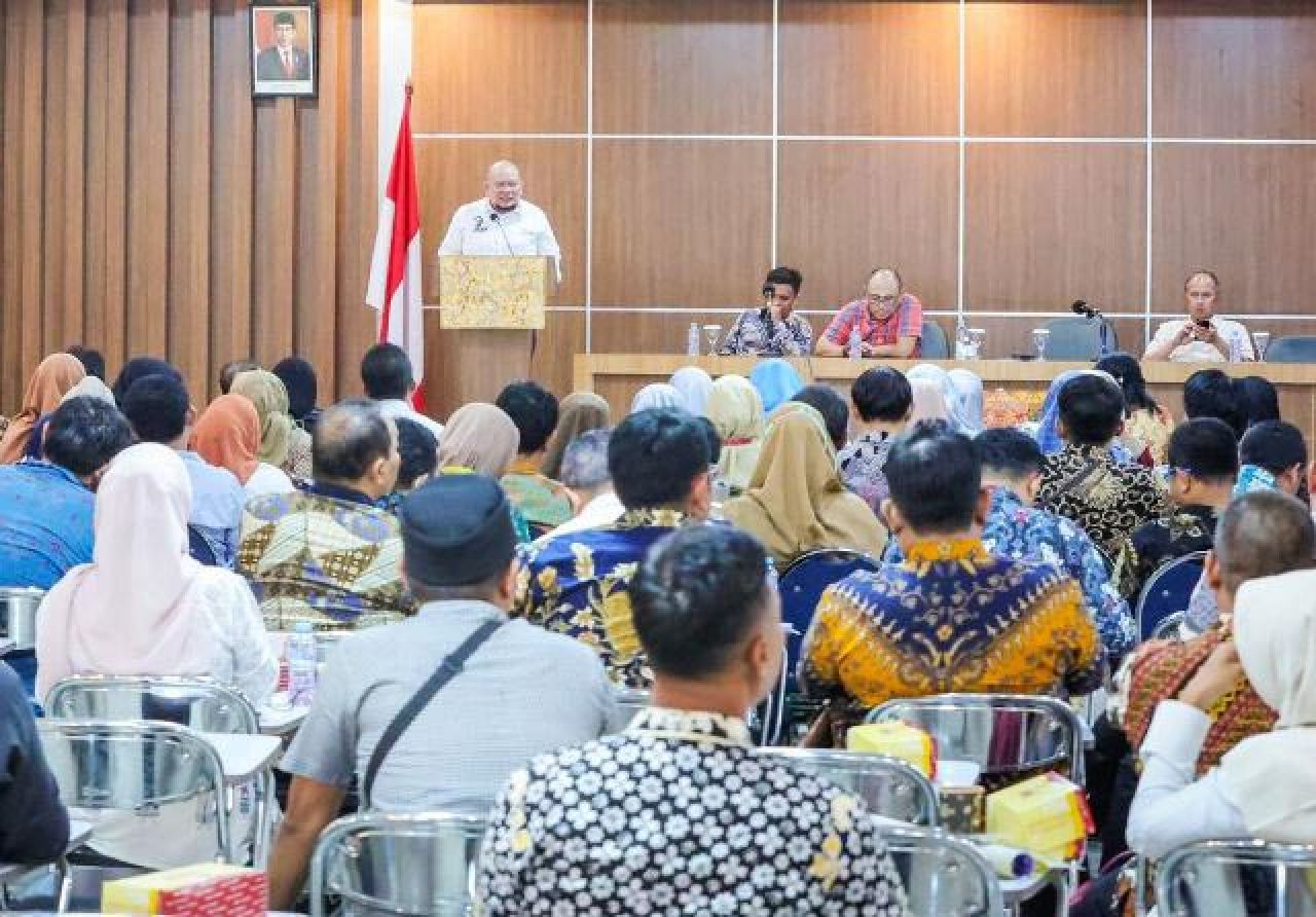 Sukses Diperjuangkan Jadi PPPK, Guru di Jatim Terbitkan Buku Ulas Kiprah Ketua DPD RI