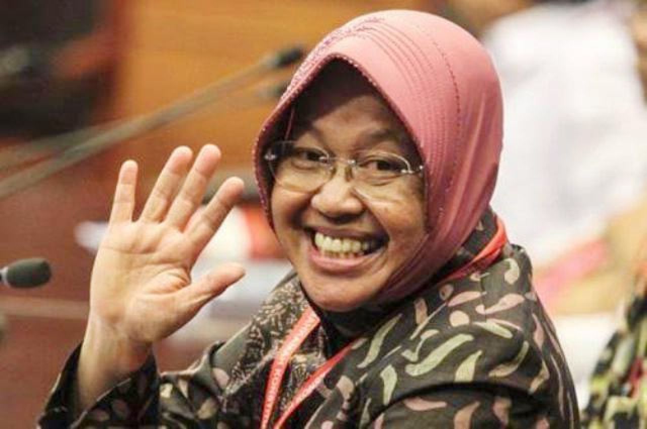 Risma Tak Dilibatkan dalam Pembagian Bansos di Masa Pemilu, Pengamat: Jokowi Punya Kepentingan!