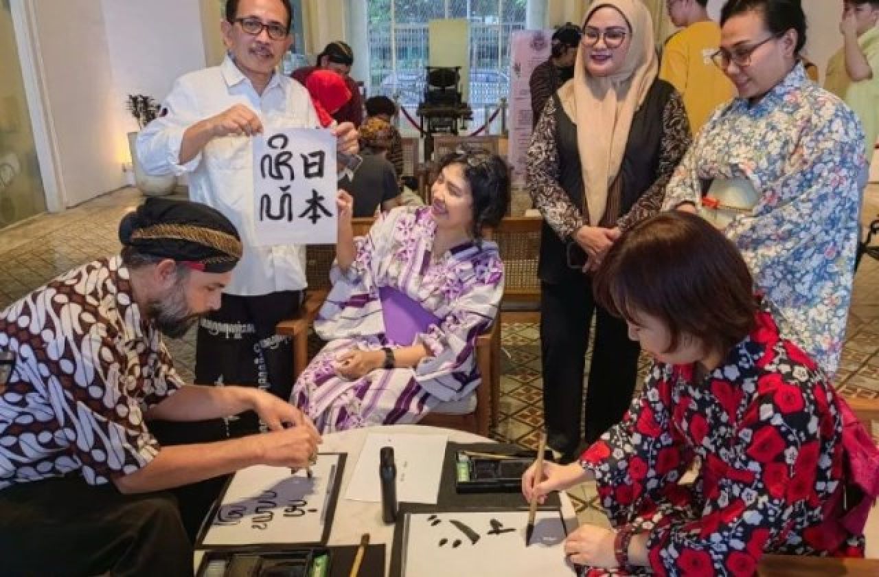 DPRD Surabaya Ajak Pelestarian Aksara Jawa Dilakukan Masif, Agar Lebih Dikenal Dunia