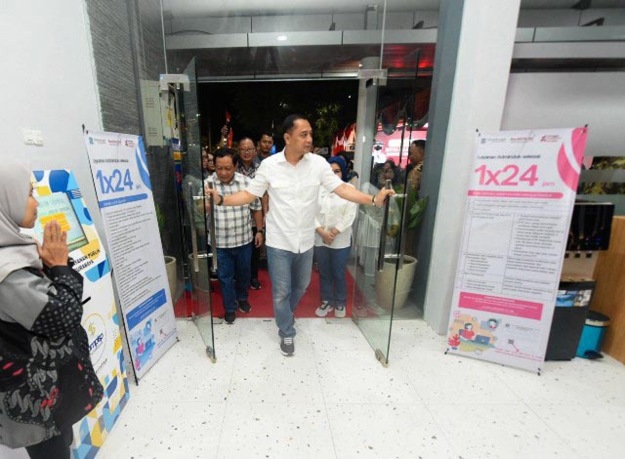 Warga Mengeluh MPP Siola Jauh, Eri Cahyadi Buka Sentra Layanan Publik di Seluruh Wilayah!