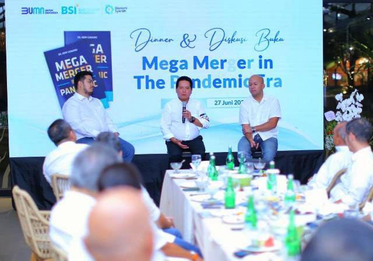 Simak! Pendirian Bank Syariah Indonesia Dibedah Lewat Buku "Mega Merger In The Pandemic Era"