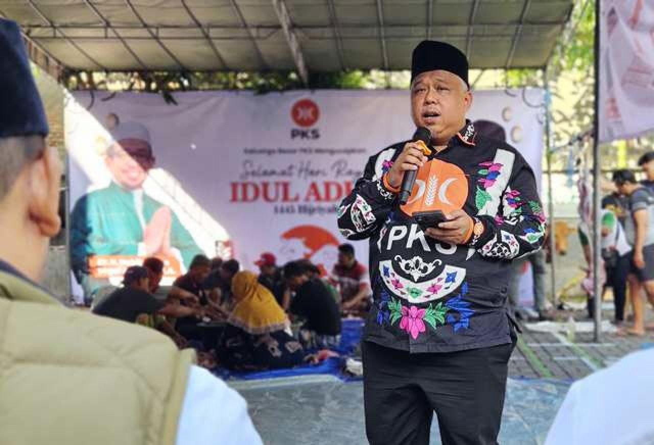 PKS Jatim Bagikan 200.525 Paket Daging, Kang Irwan: Jaga Semangat Kurban Menyala di Hati!