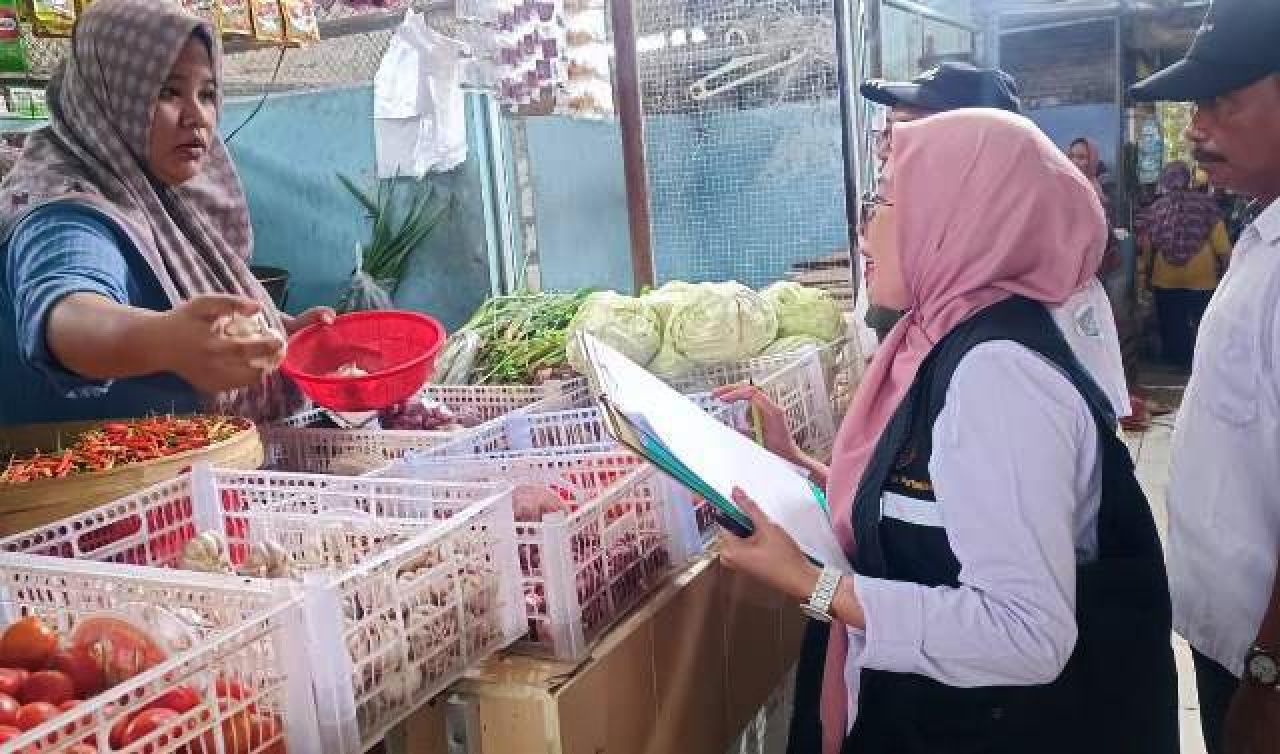 Harga Bahan Pokok di Lamongan Terpantau Turun, DKPP Waspadai Komoditas Daging!