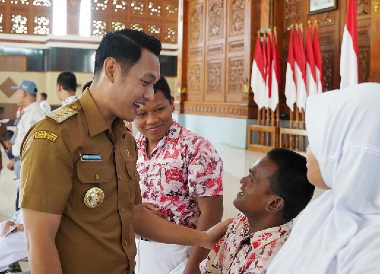 Peringati HAN, Bupati Tuban: Anak dan Ortu Tak Perlu Gengsi Saling Ungkap Perasaan!