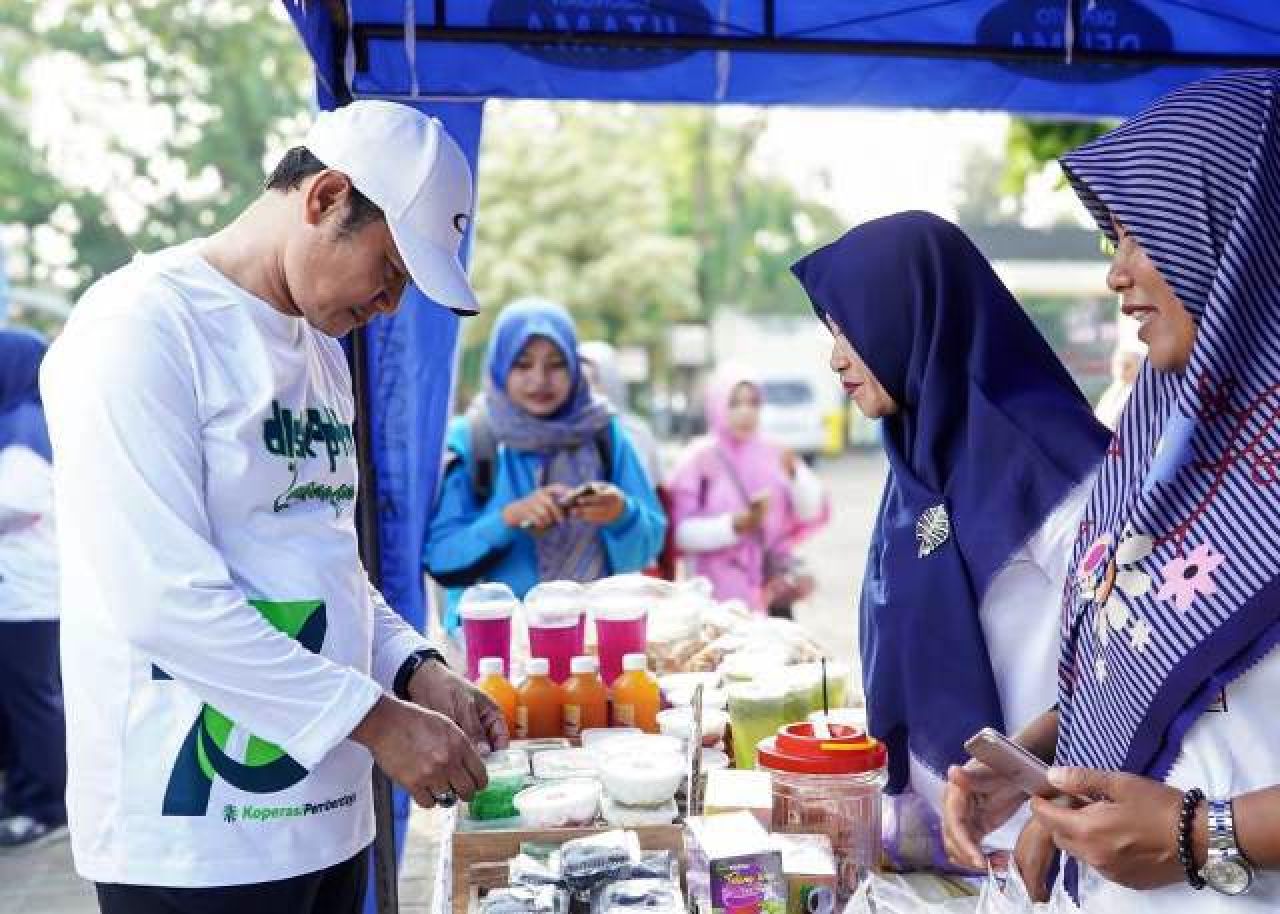 Yuhronur Dorong UMKM Lamongan Naik Kelas, Agar Sejajar dengan Pertanian dan Perikanan!