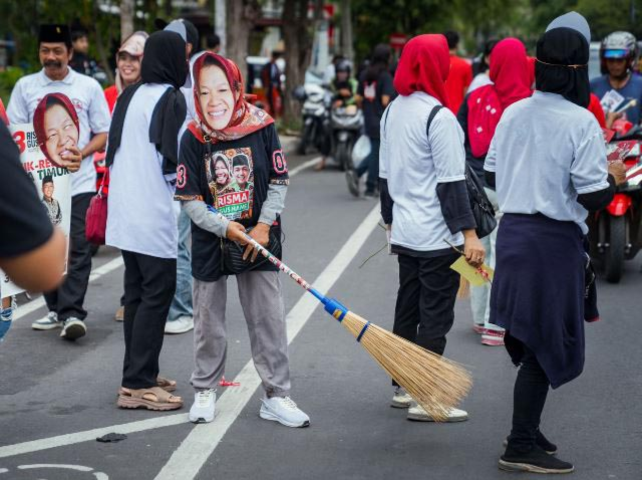 Relawan JAKA Turun ke Jalan, Kampanyekan Risma Sosok Bersih dan Antikorupsi!