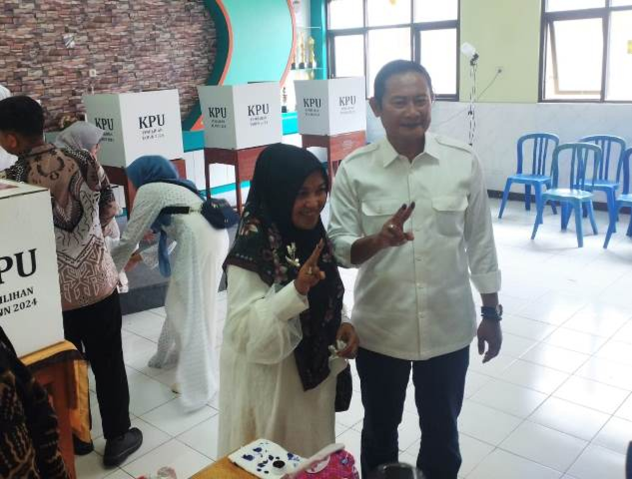 Menang Versi Quick Count, Yuhronur Efendi: Lamongan Belum Saatnya Ganti Bupati!