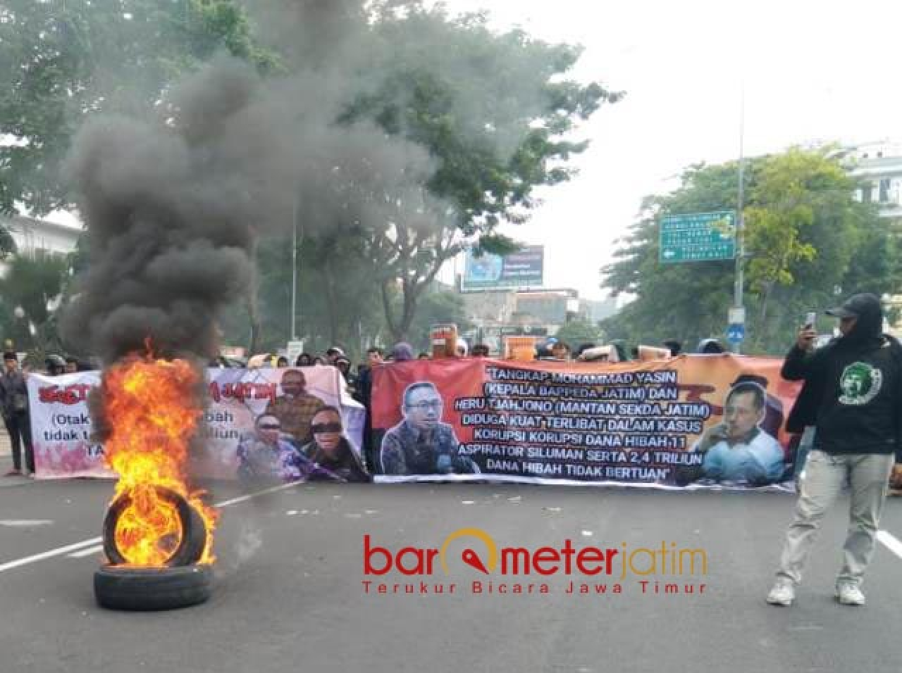 Jaka Jatim Gencar Demo Korupsi Hibah, Serukan KPK Tangkap Yasin dan Heru Tjahjono!