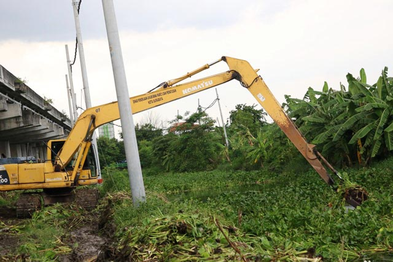 Demi Warga Tak Kebanjiran, Eri Cahyadi Terobos Wewenang BBWS Brantas!