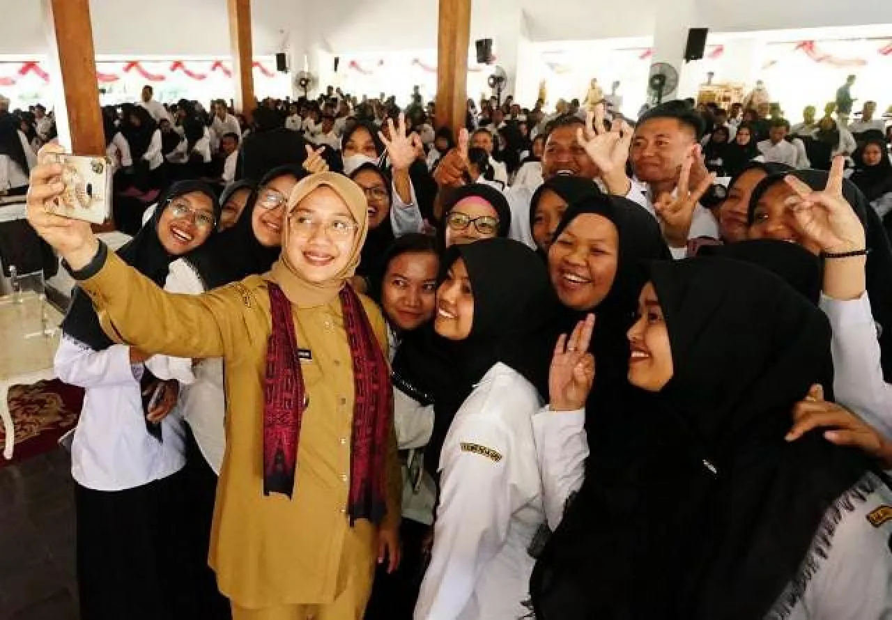 4.909 Honorer Banyuwangi Diangkat Jadi PPPK Paruh Waktu, Ipuk: Bentuk Apresiasi!