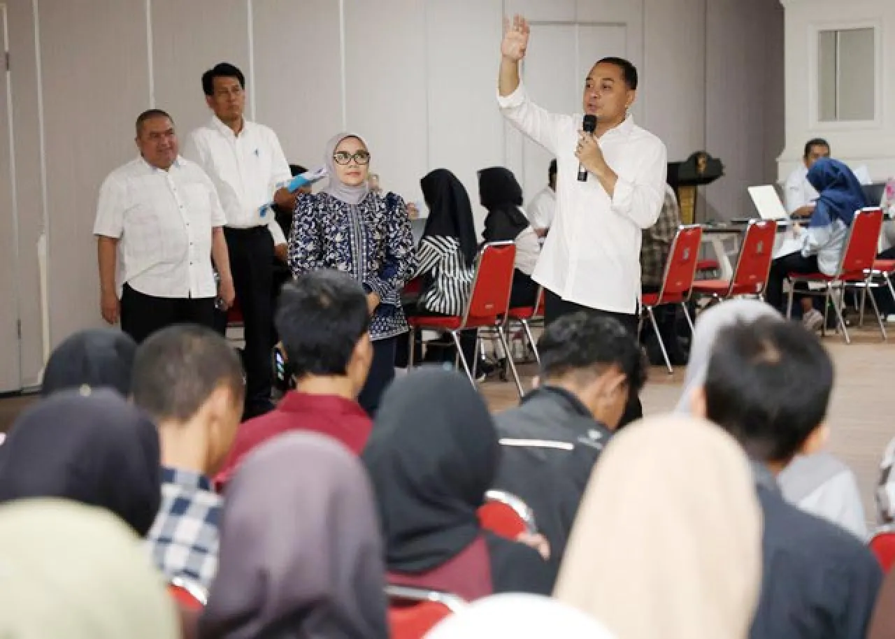 Pemkot Surabaya Kucurkan Rp 71 Miliar untuk Beasiswa Pemuda Tangguh