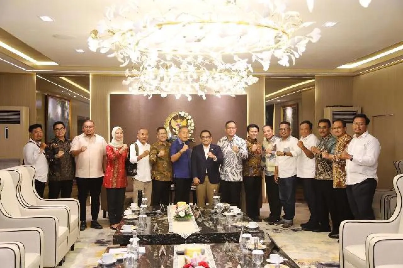 DPR, Pemkot, dan DPRD Surabaya Satu Suara! Perjuangkan Hak Warga atas Tanah Eigendom ke Jakarta