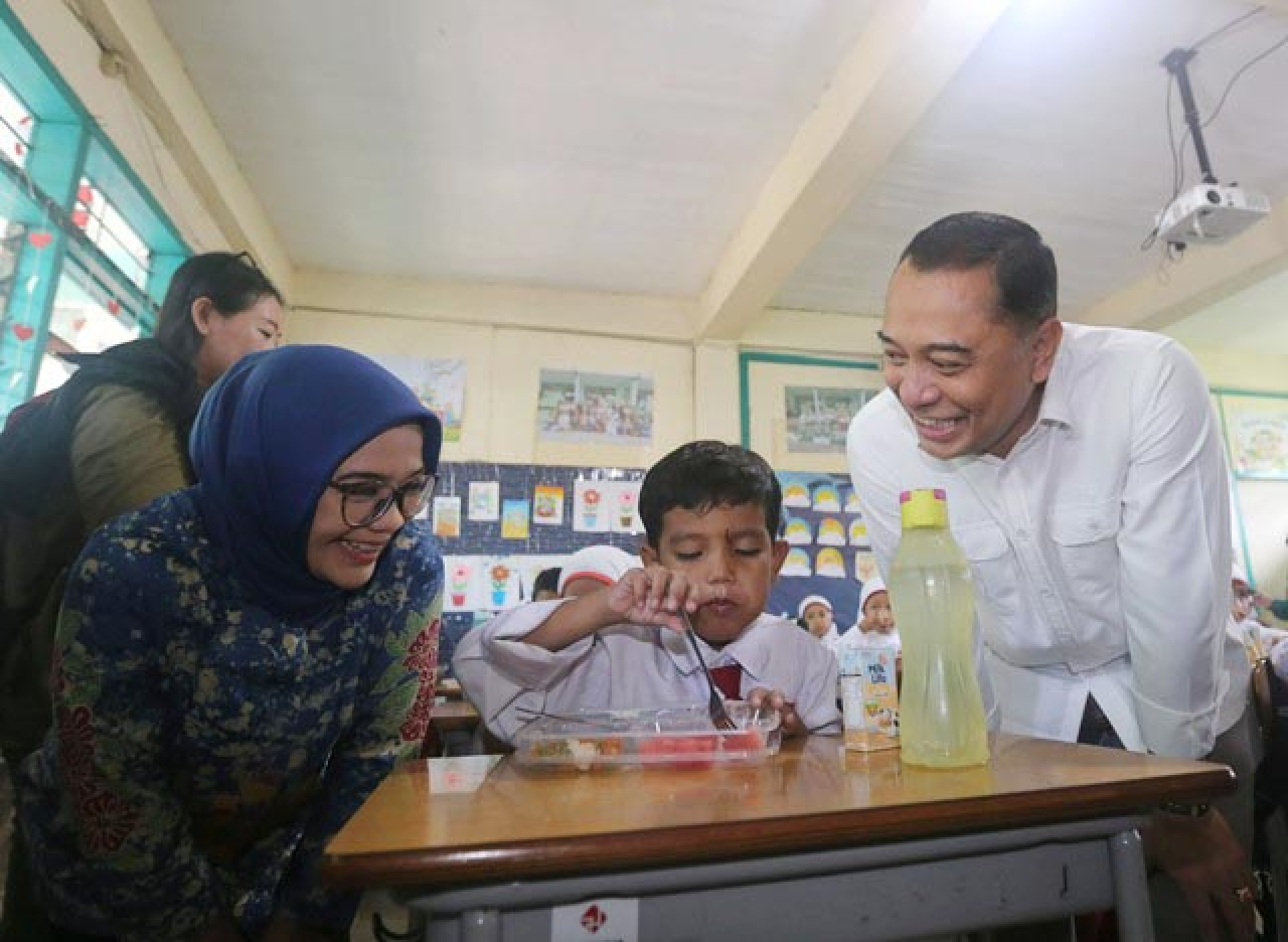 Dukung Program Makan Bergizi Gratis, Pemkot-DPRD Surabaya Siapkan Rp 1 Triliun