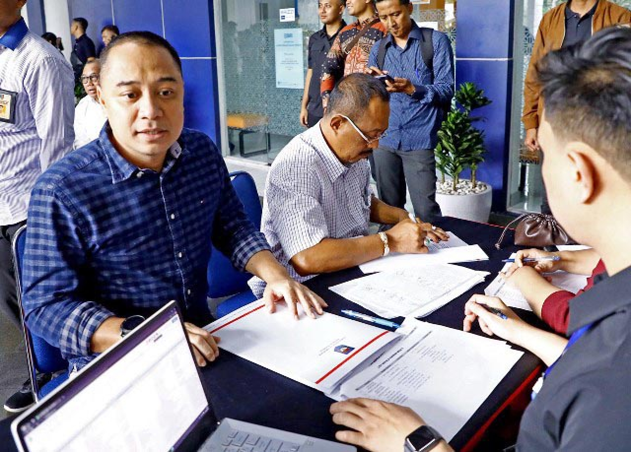 Cek Kesehatan Kepala Daerah Terpilih, Gara-gara Makan Sate Kolesterol Eri Cahyadi Naik!