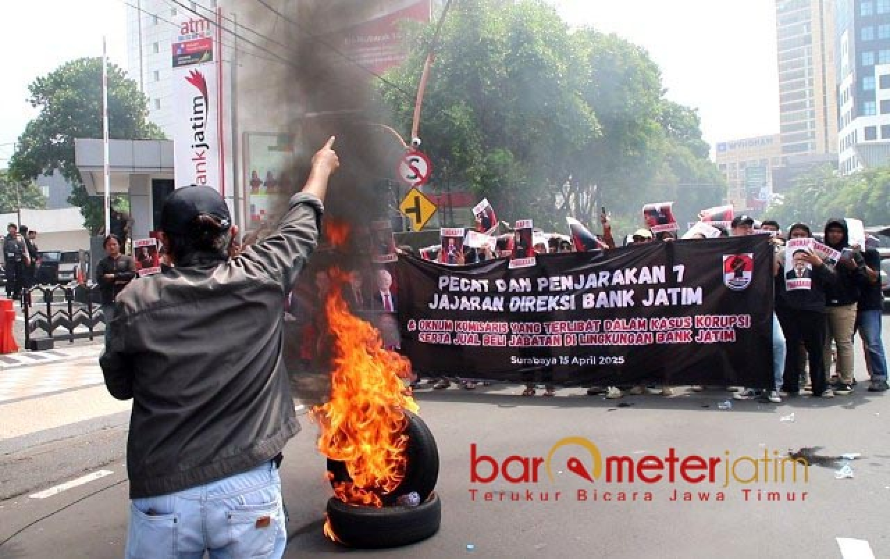 Uang Rakyat di Bank Jatim Dibobol Rp 569,4 M, Demo: Penjarakan Semua yang Terlibat!