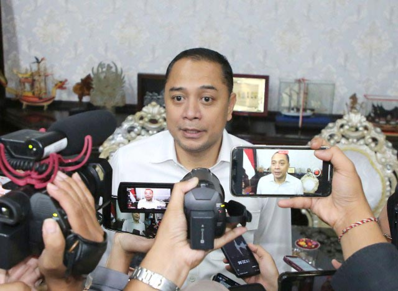 Eri Cahyadi Tak Main-main! Dampingi Langsung Pekerja Laporkan Penahanan Ijazah