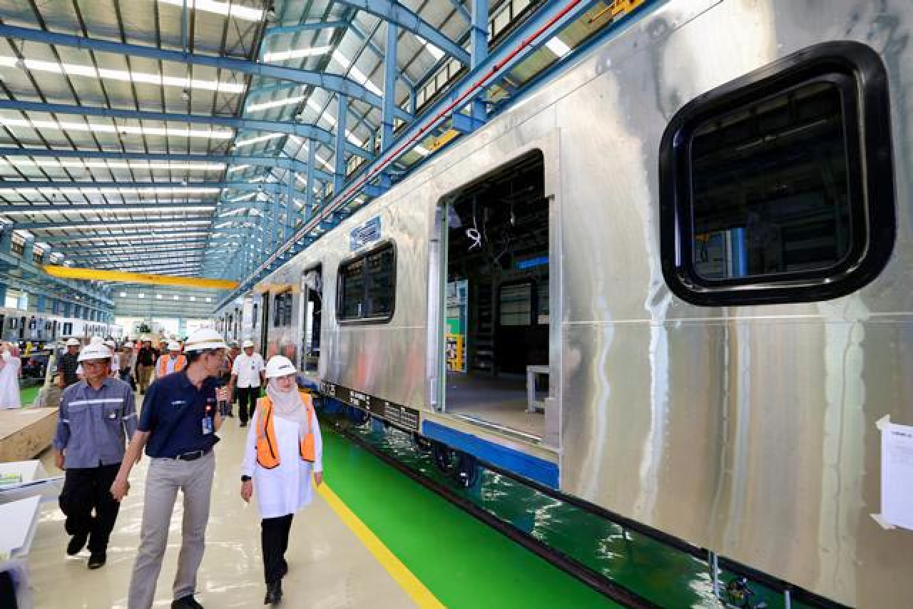 Target Produksi 250 Gerbong per Tahun, INKA Banyuwangi Serap Banyak Tenaga Kerja Lokal!