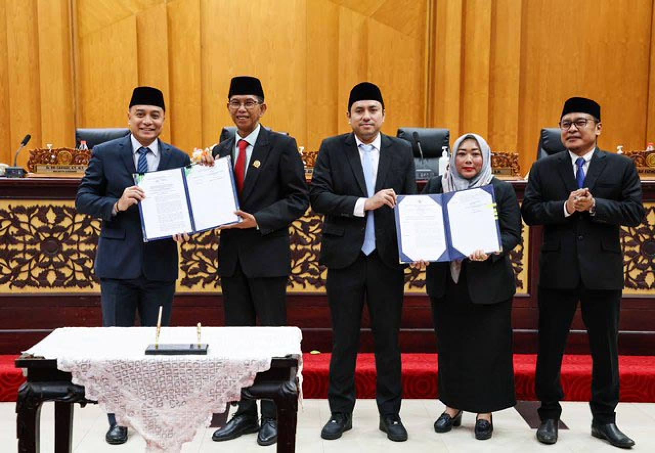 RPJMD 2025-2029 Disepakati, Eri Cahyadi Usung Visi Besar Surabaya Jadi Kota Dunia!