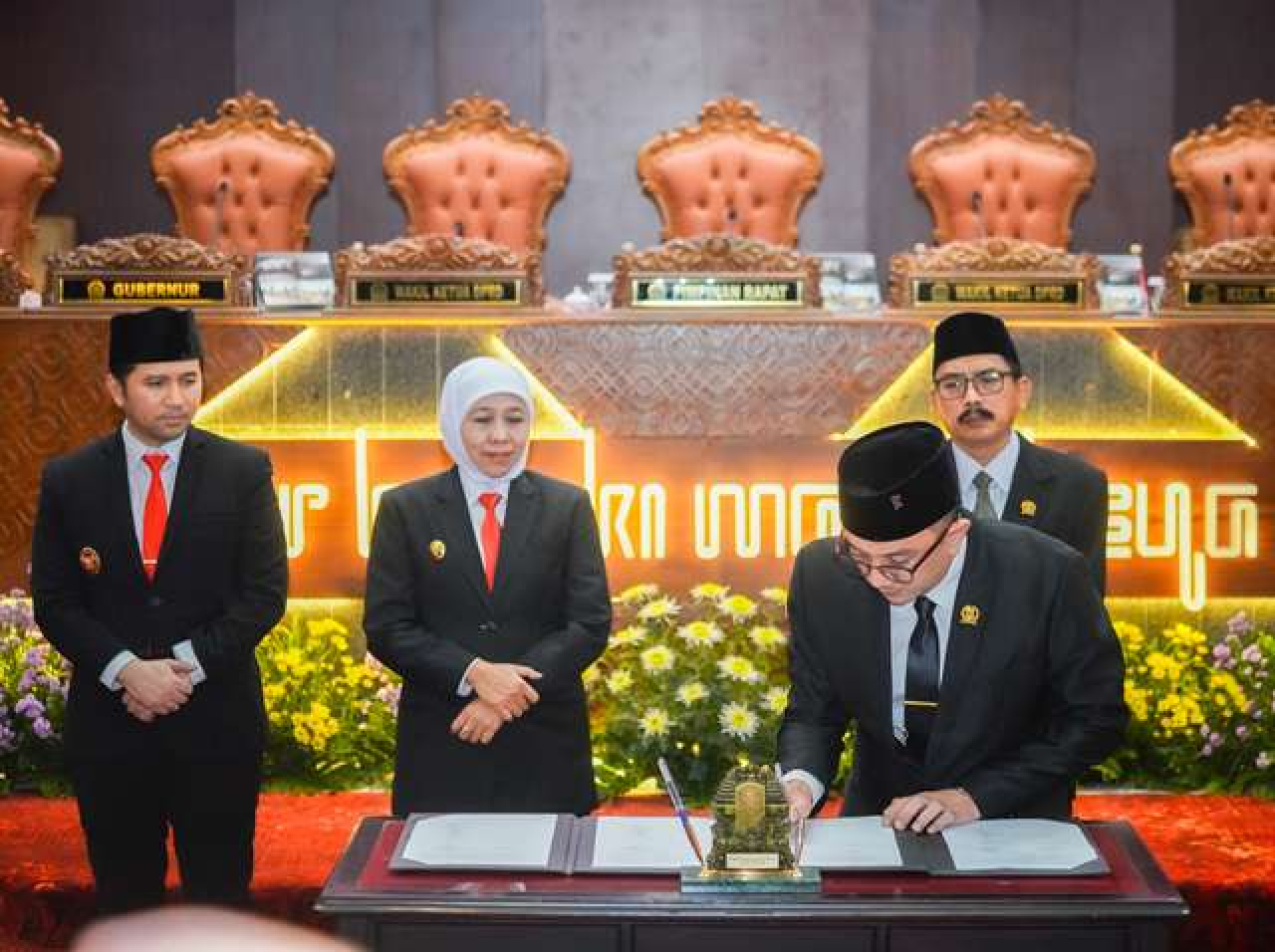 KUA-PPAS Disepakati, P-APBD Jatim 2025 Bakal Ada Tambahan Pendapatan Rp 279 M!