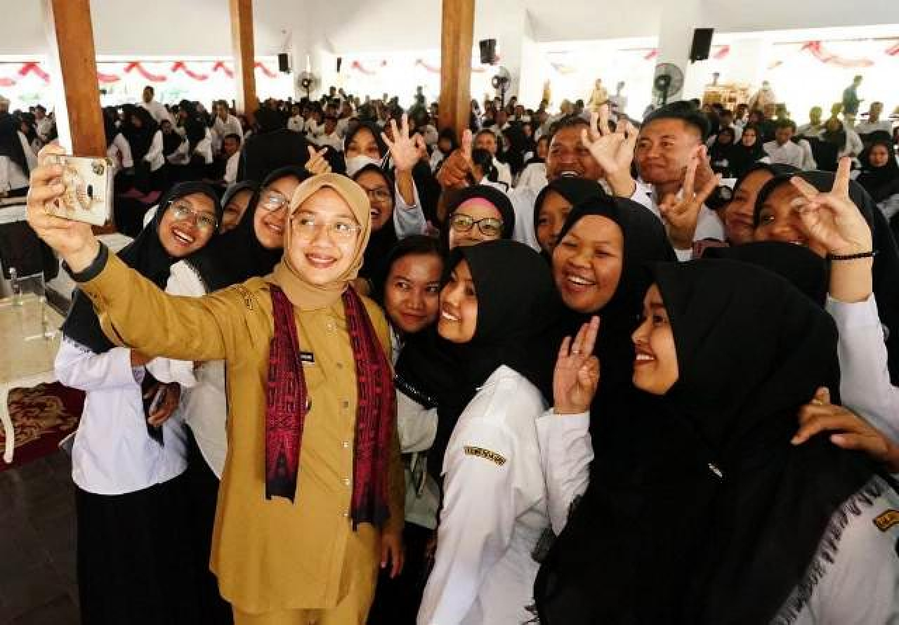 4.909 Honorer Banyuwangi Diangkat Jadi PPPK Paruh Waktu, Ipuk: Bentuk Apresiasi!