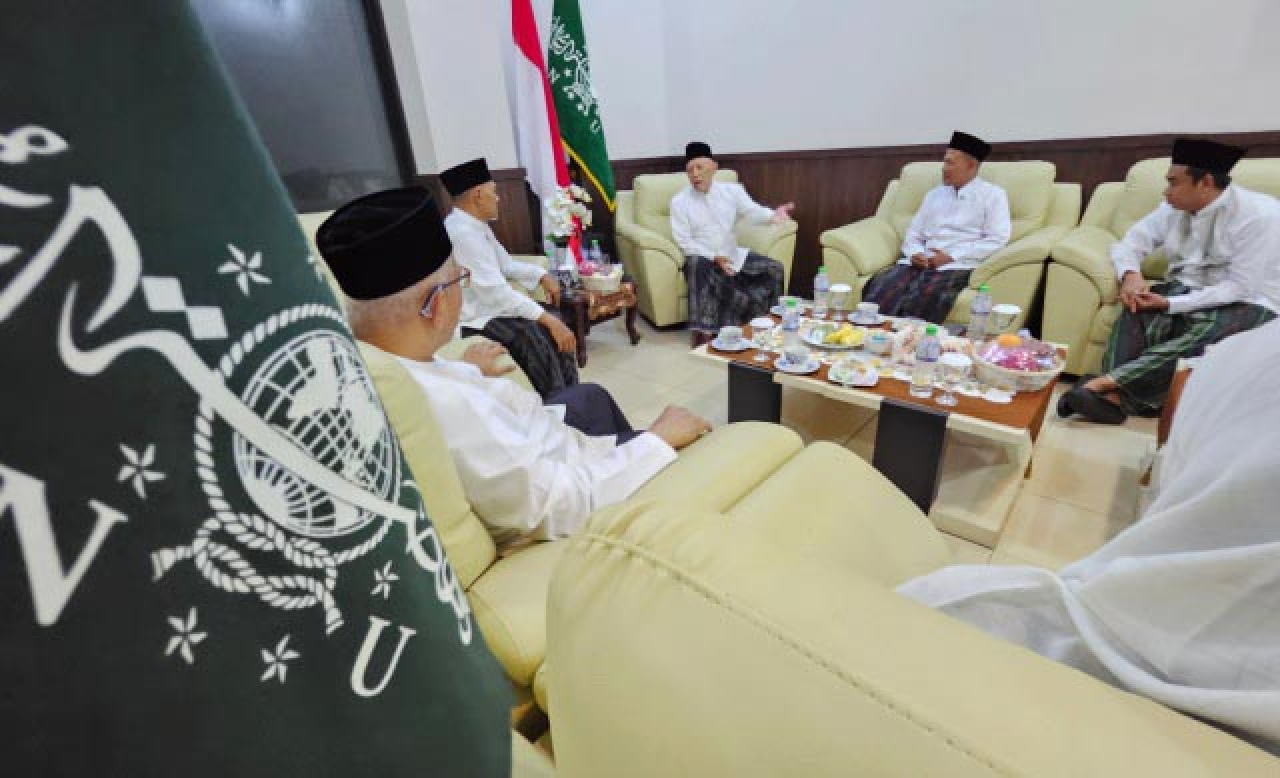 Ketua PWNU Jatim Ungkap UU Pesantren Picu Polemik, PKS Siap Bawa ke Parlemen!