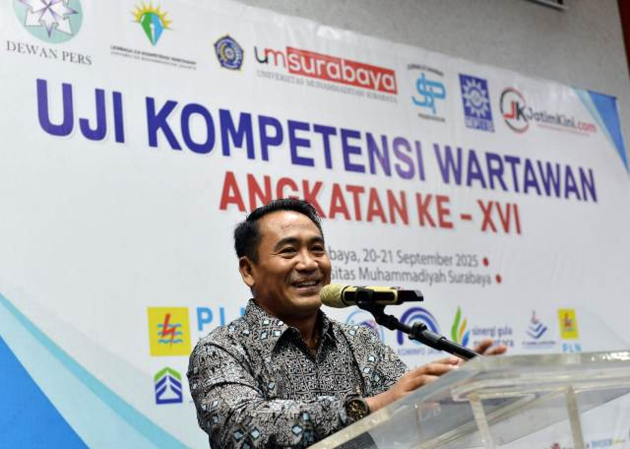 Rektor UM Surabaya Buka UKW: Jurnalis di Era Digital Tantangannya Kompleks!