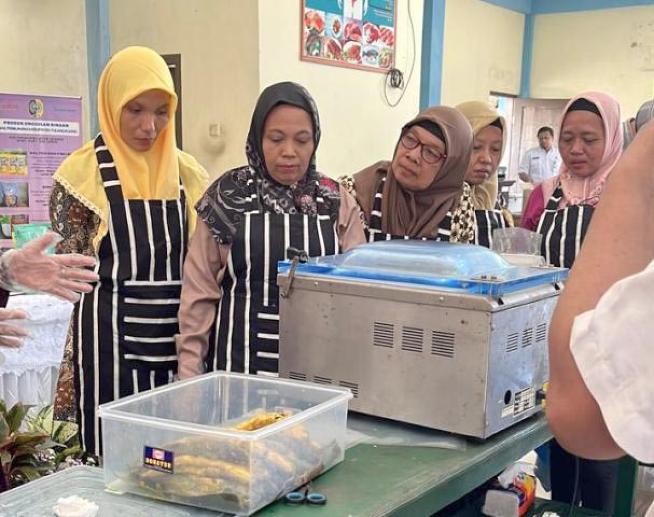 DKP Jatim Gelar Bimtek Standar Pengemasan Produk Perikanan di Tulungagung