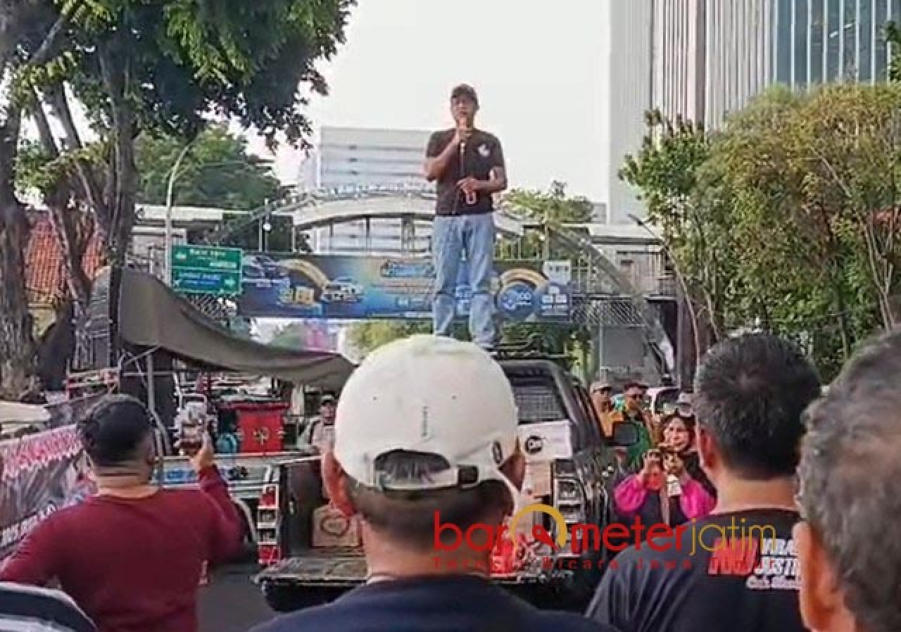 Turun Demo, Eks Legislator Jatim Sentil Keras Khofifah Tak Paham Struktur APBD!