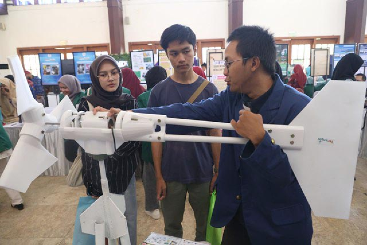 1.214 Inovasi Surabaya Diganjar Rekor MURI, Eri Cahyadi: Ini Bukan Gaya-gayaan!