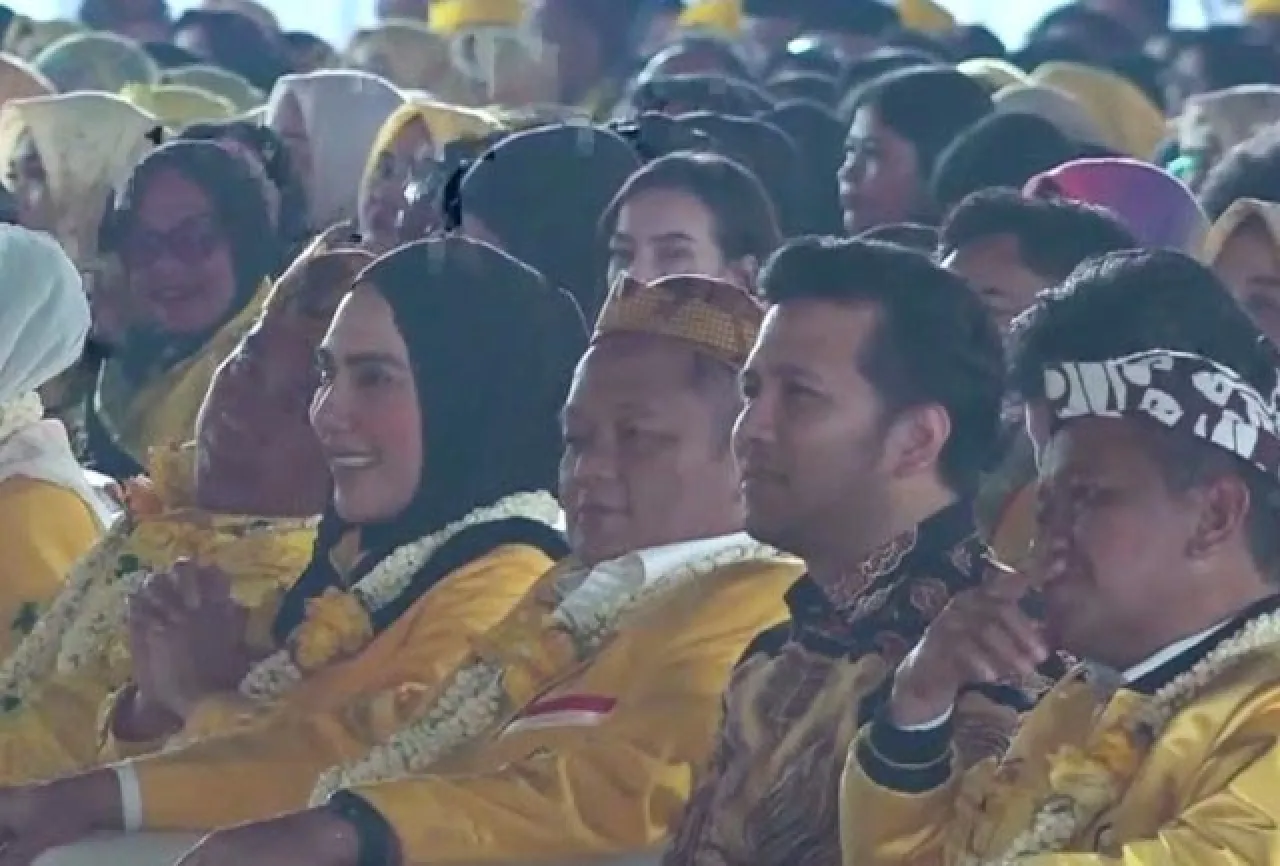 Bahlil Gencar Rayu Emil Dardak Gabung Golkar: Sudah Mulai Goyang Kelihatannya!
